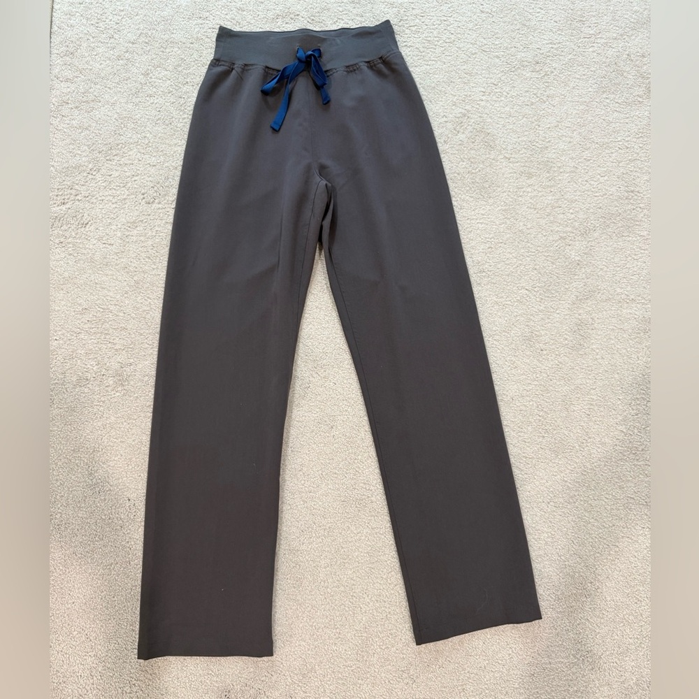 FIGS High Waisted Livingston pants 
Charcoal Grey